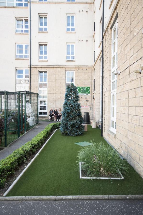 Lochend Serviced Apartments Edimburgo Exterior foto
