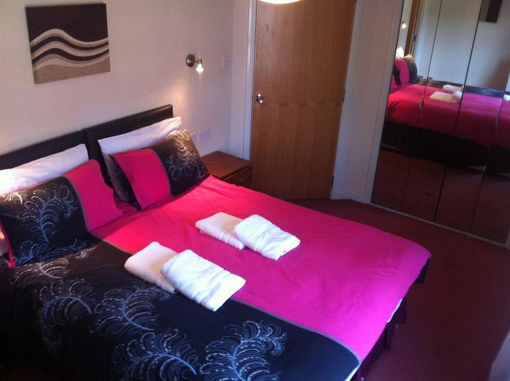 Lochend Serviced Apartments Edimburgo Exterior foto